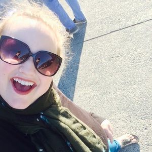 Meet your Posher, Rachel